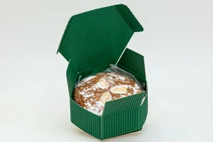Elisenlebkuchen mit Zuckerglasur im grünen Geschenkkarton